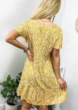 Load image into Gallery viewer, Ditsy Floral Print Flutter Sleeve Dress