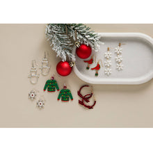 Load image into Gallery viewer, Light Sweater Dangle - Green -