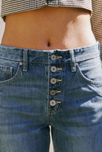 Load image into Gallery viewer, Button Fly Crop Jeans