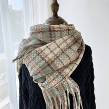 Load image into Gallery viewer, Plaid Tassel Scarf