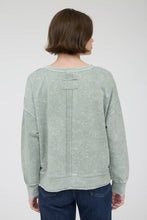 Load image into Gallery viewer, WASHED EXPOSED SEAM LONG SLEEVE KNIT TOP: MOSS
