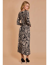 Load image into Gallery viewer, Front Twist Detail Long Sleeve Dress