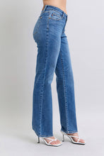 Load image into Gallery viewer, High Waisted V-Front WB Vintage Wash Straight Fit