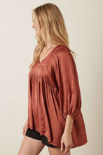 Load image into Gallery viewer, SATIN EMPIRE WAIST PUFF SLEEVE BLOUSE