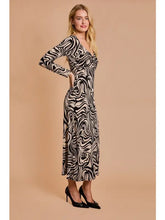 Load image into Gallery viewer, Front Twist Detail Long Sleeve Dress