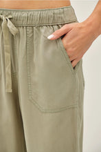 Load image into Gallery viewer, The Lara Tencel Ankle Pants