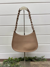 Load image into Gallery viewer, Petra Curved Chain Shoulder Bag